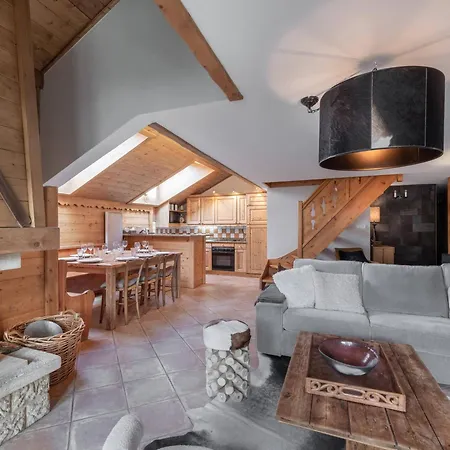 Duplex 8 Pers A Meribel Village, Sauna, Garage, Proche Piste Et Commerces - Fr-1-566-69