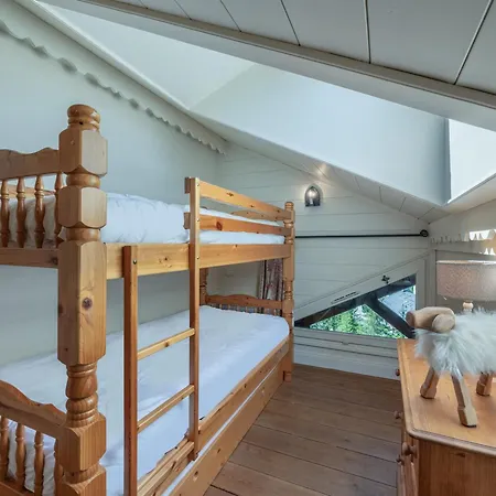 Duplex 8 Pers A Meribel Village, Sauna, Garage, Proche Piste Et Commerces - Fr-1-566-69 * Les Allues